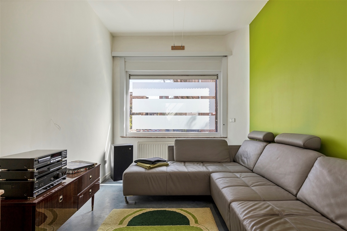 Featured image 3