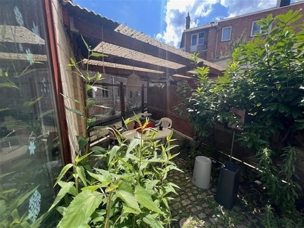 Featured image 4