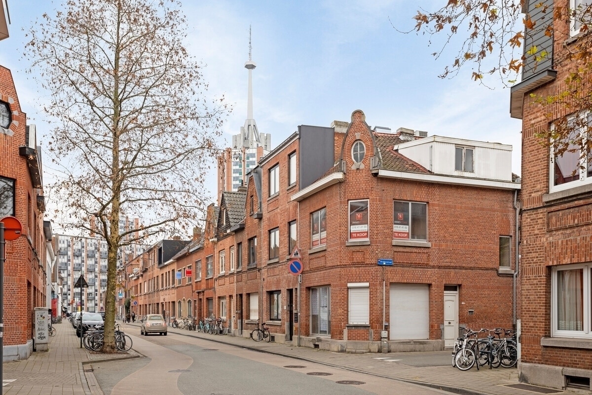 Featured image 2