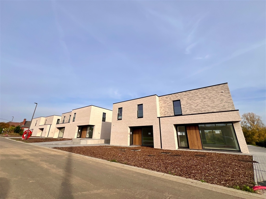 additional-131446 Image en vedette 2