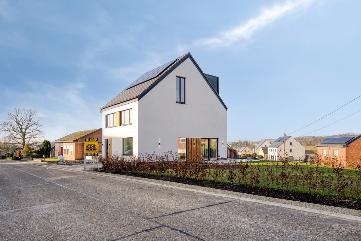 additional-131597-1 Featured image 3