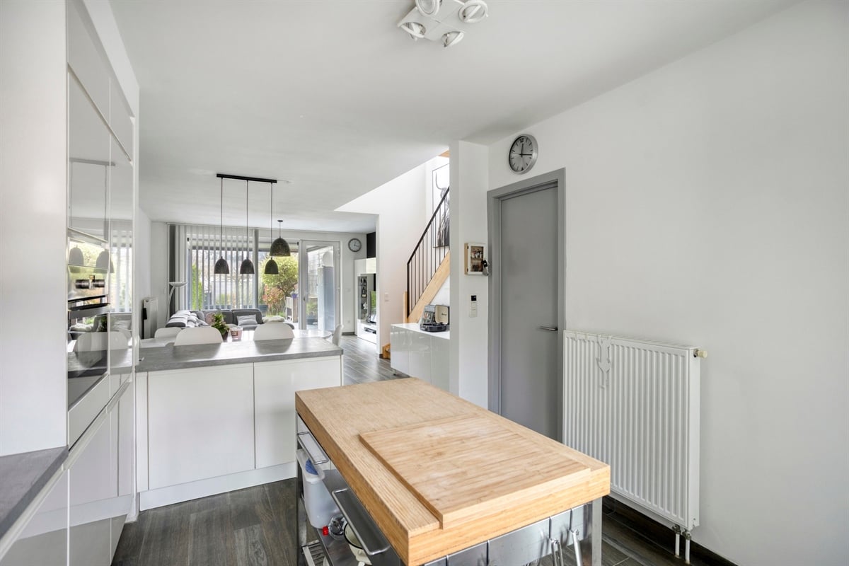 additional-134700-2 Featured image 4