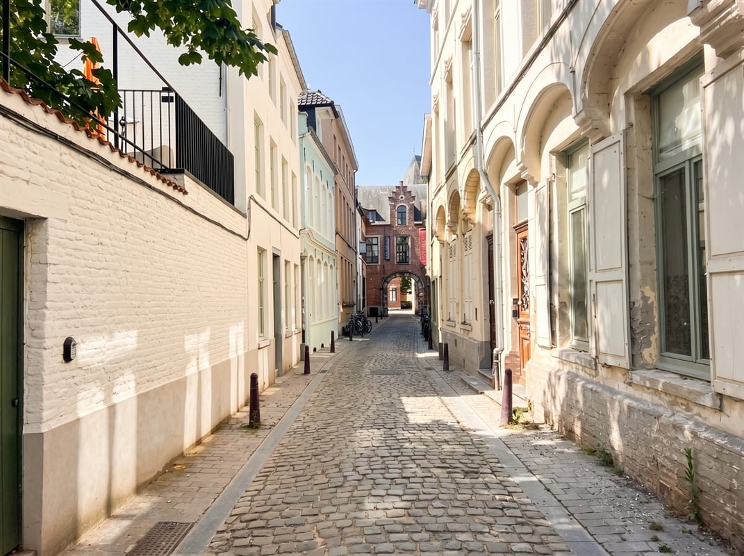 Featured image 3