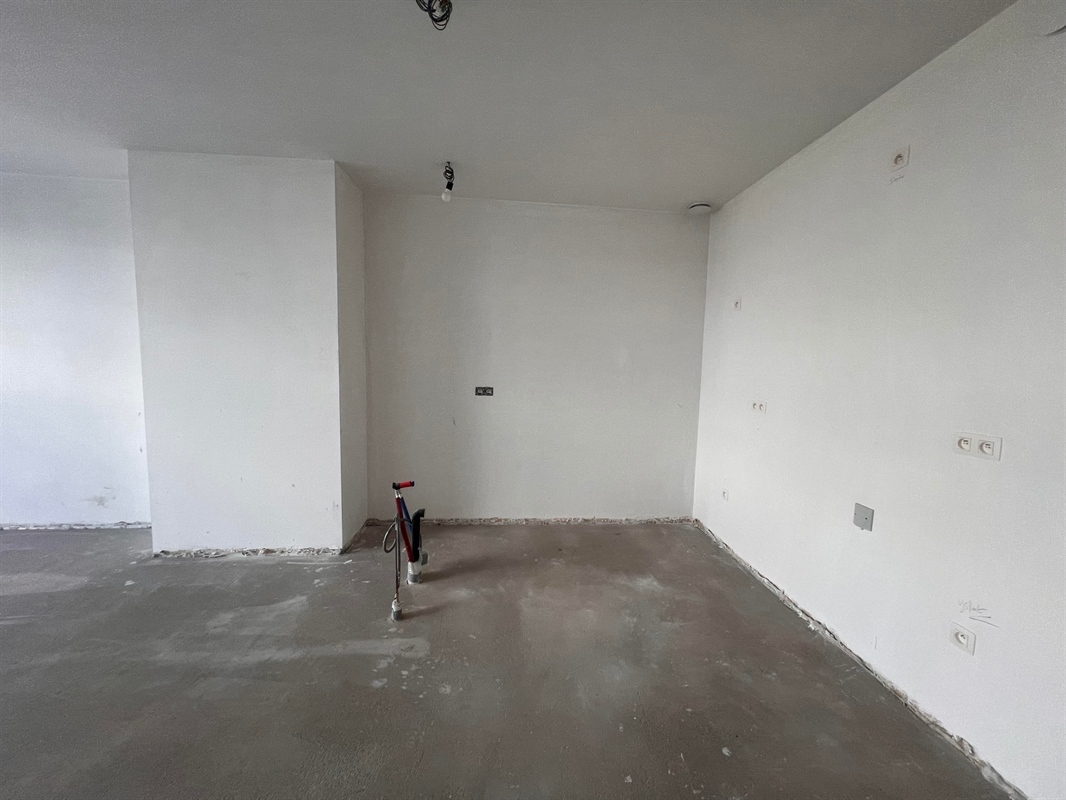 Featured image 4