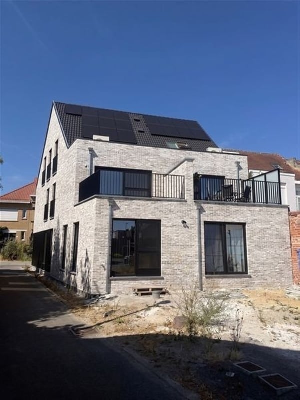 Featured image 3