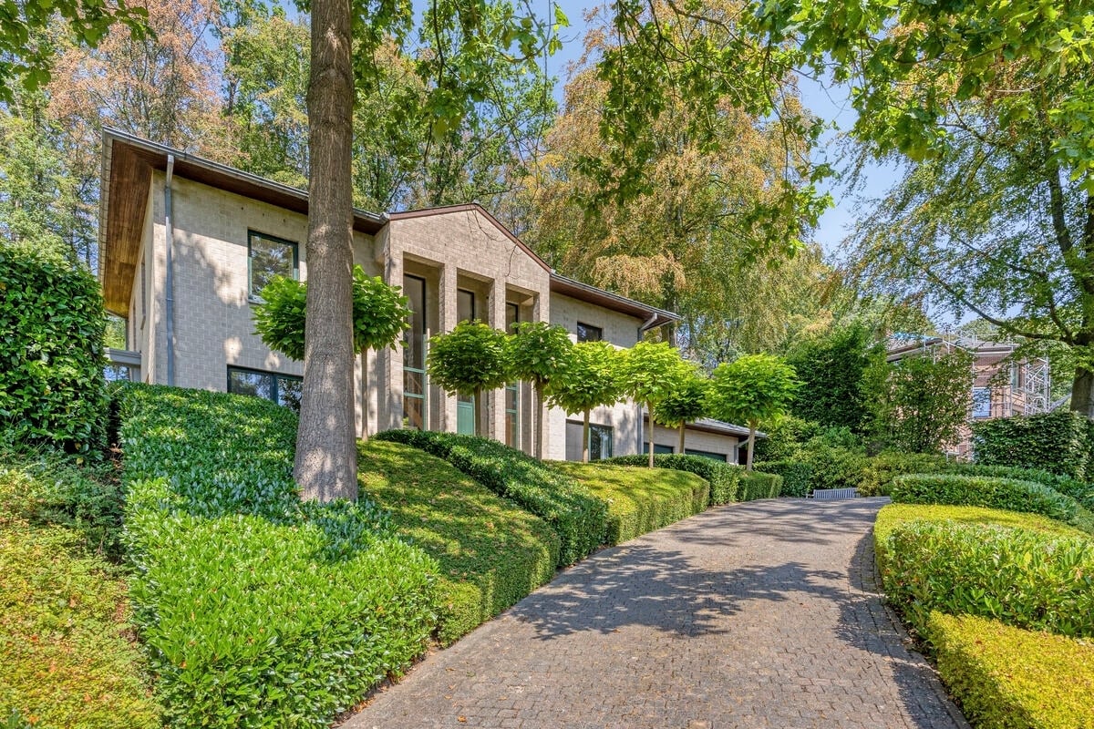 featured-137643