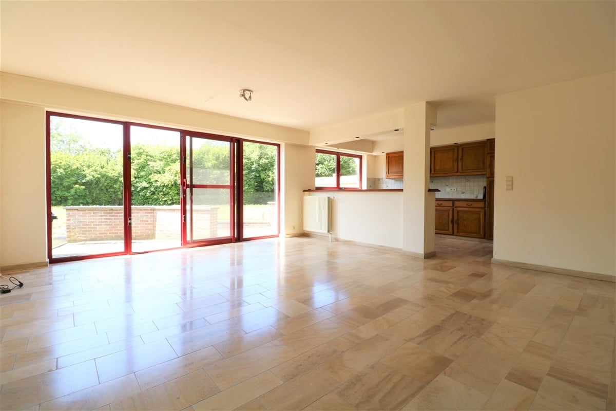 Featured image 3