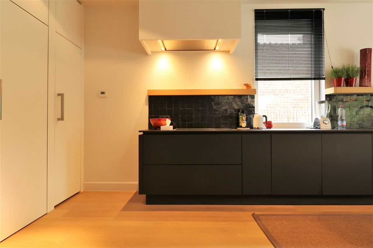 Featured image 3